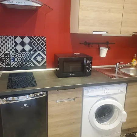 Apartment Chaillot 3 *